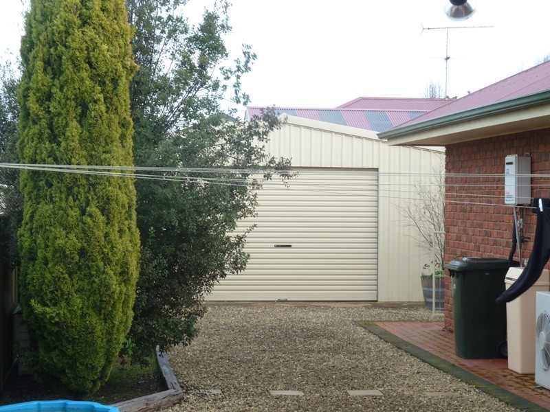 11 Oakridge Crescent, Mount Gambier SA 5290