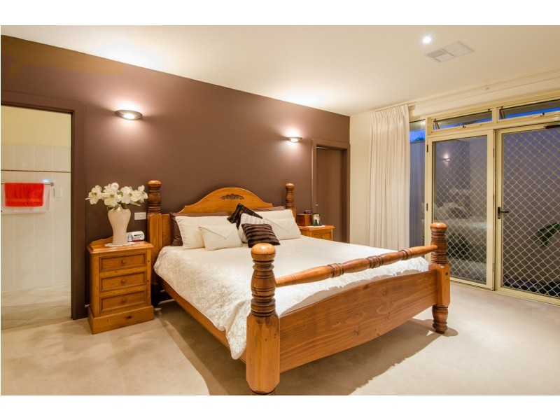 24 Hedley Street, Mount Gambier SA 5290