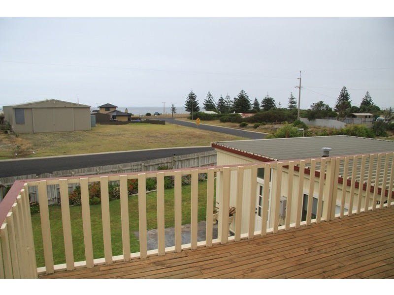 6 Saunders Road, Blackfellows Caves SA 5291