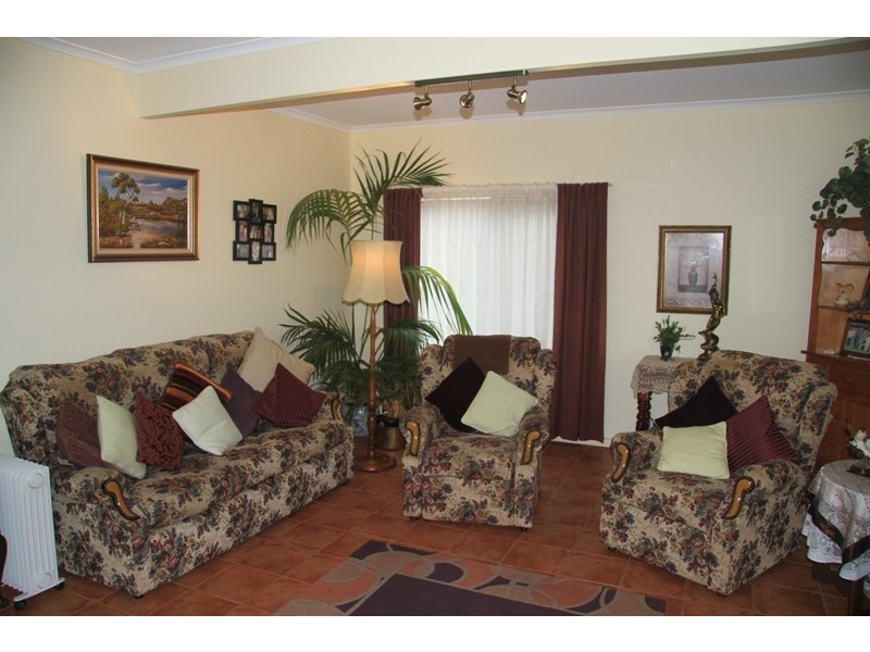 6 Saunders Road, Blackfellows Caves SA 5291