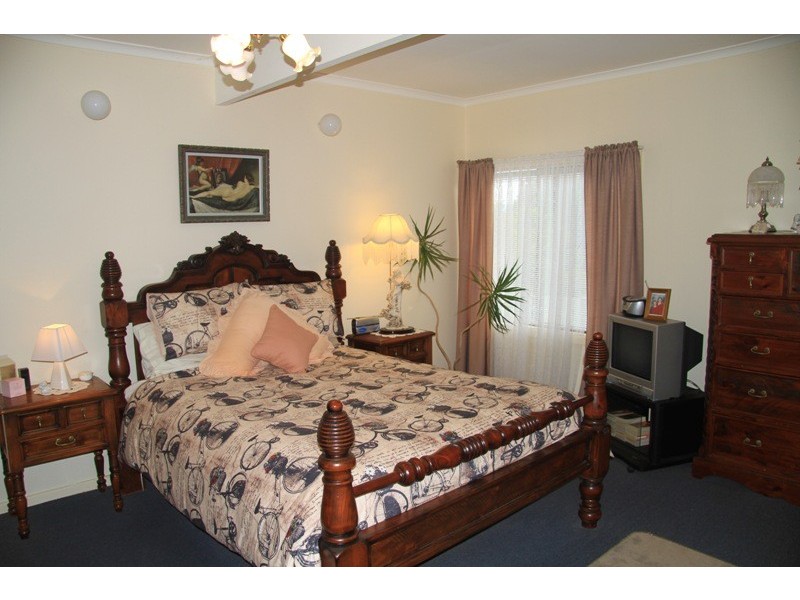 6 Saunders Road, Blackfellows Caves SA 5291