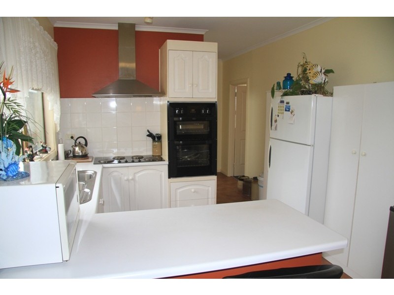 6 Saunders Road, Blackfellows Caves SA 5291