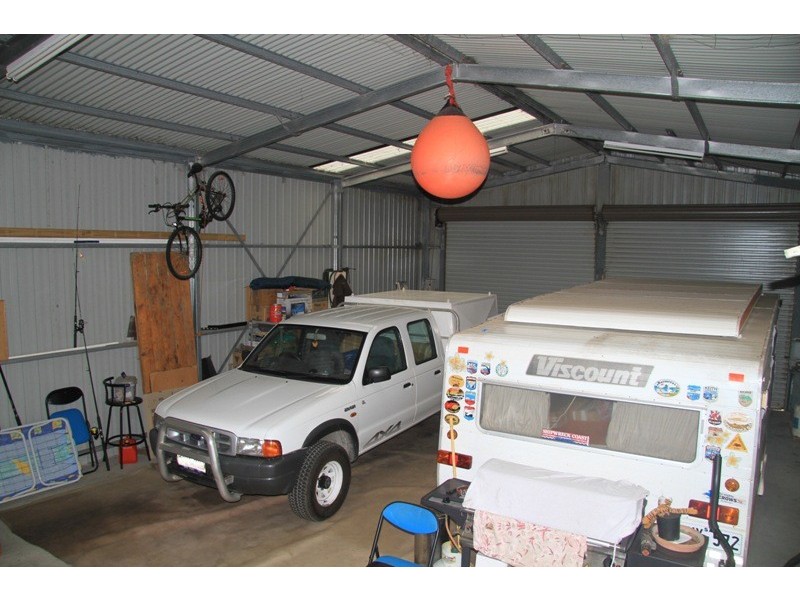 6 Saunders Road, Blackfellows Caves SA 5291