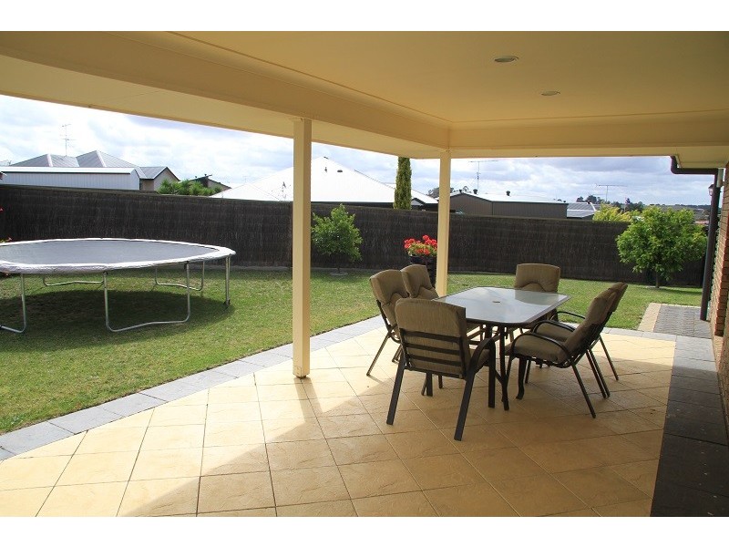 2 Skyline Place, Mount Gambier SA 5290