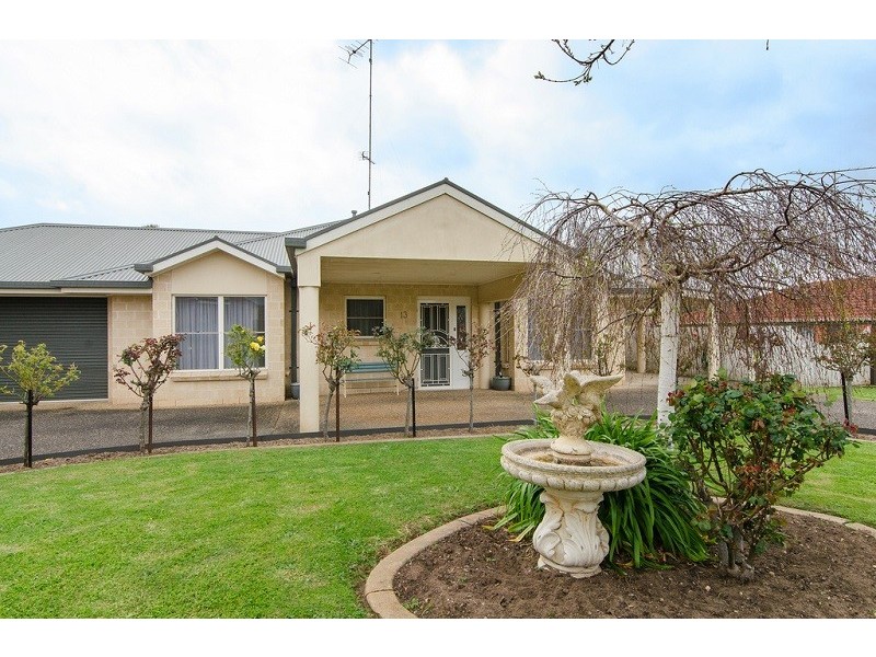 13 Flinders Terrace, Mount Gambier SA 5290