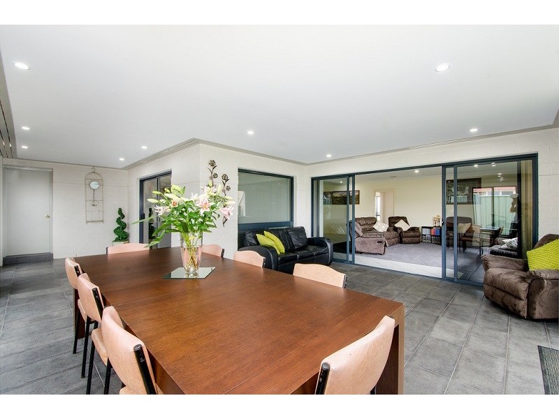 17 Grange Place, Mount Gambier SA 5290