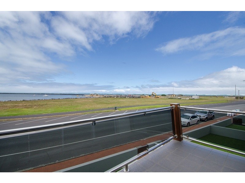 77B Sea Parade, Port Macdonnell SA 5291