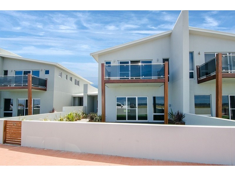 77B Sea Parade, Port Macdonnell SA 5291