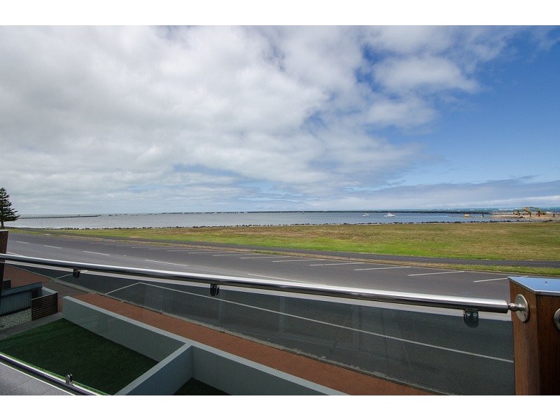 77B Sea Parade, Port Macdonnell SA 5291