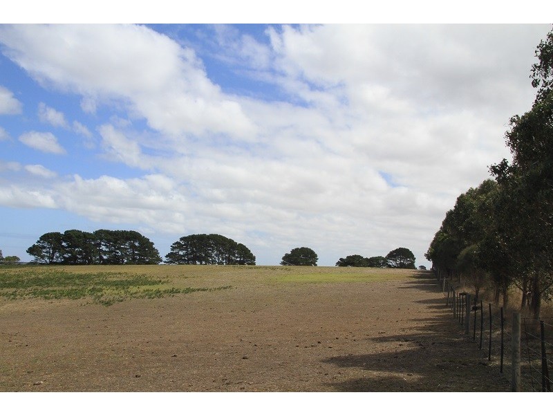 16 Hunts Road, Wye SA 5291