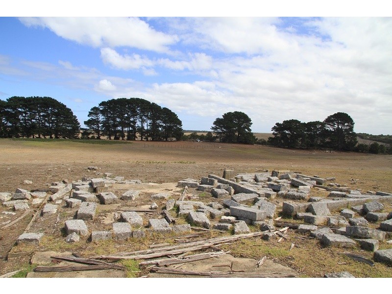 16 Hunts Road, Wye SA 5291