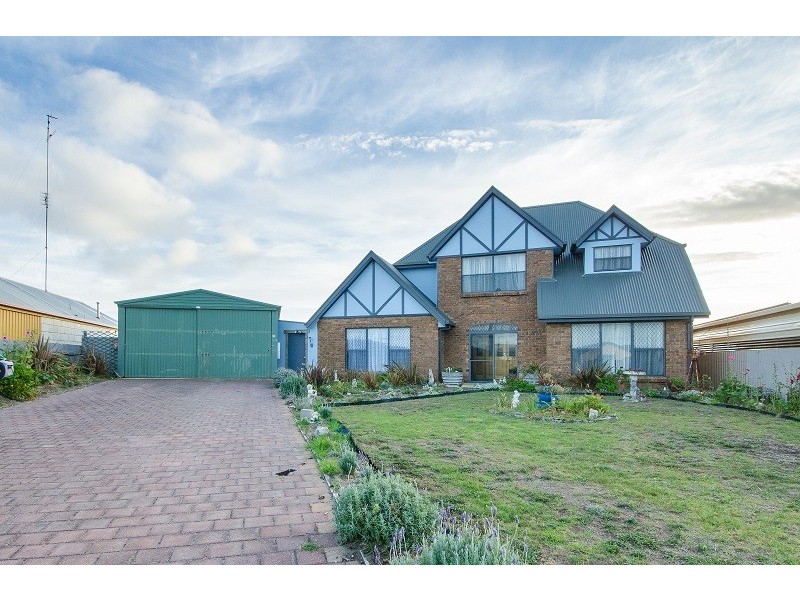 15 Lila Crescent, Nene Valley SA 5291