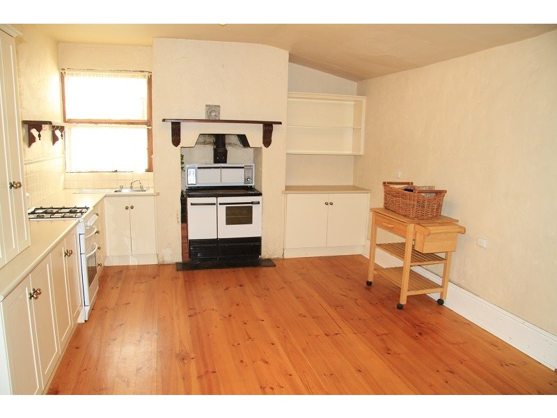 35 Jubilee Hwy West, Mount Gambier SA 5290