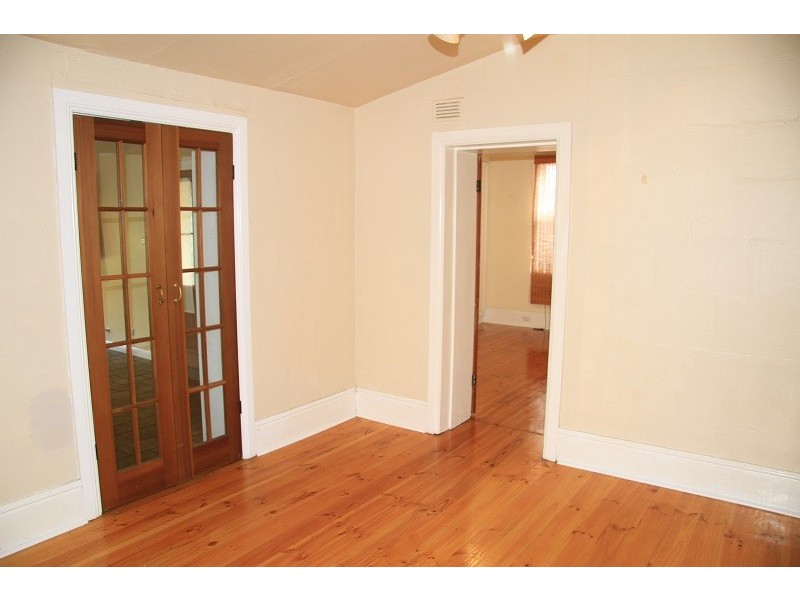 35 Jubilee Hwy West, Mount Gambier SA 5290