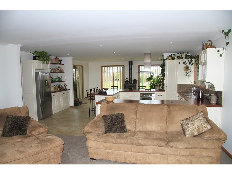 6 Livingston Street, Blackfellows Caves SA 5291