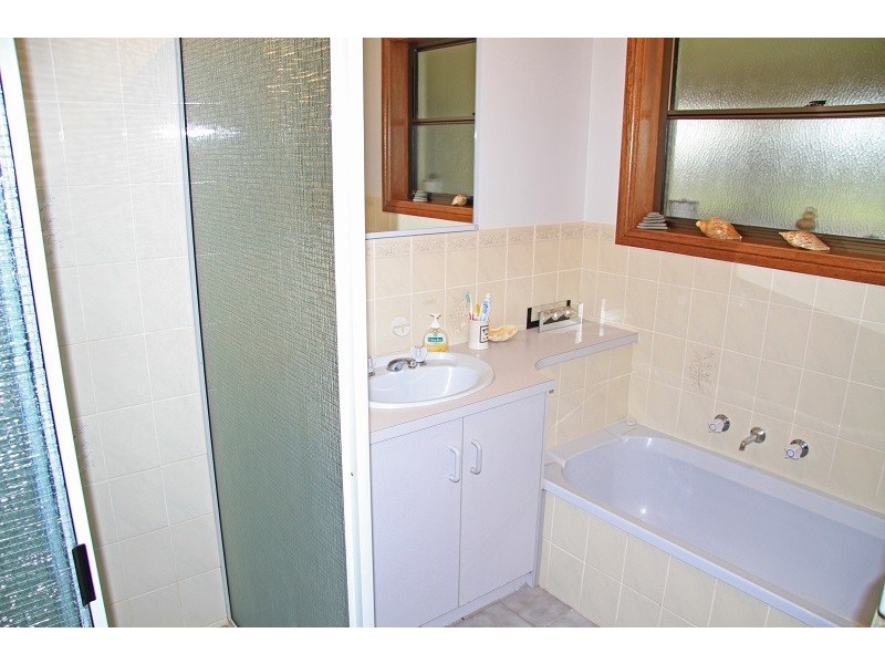 6 Livingston Street, Blackfellows Caves SA 5291