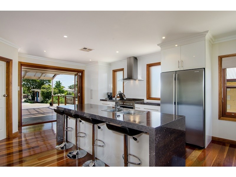 62 Bay Road, Mount Gambier SA 5290