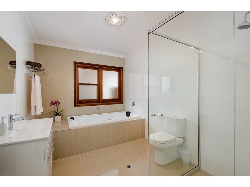 62 Bay Road, Mount Gambier SA 5290