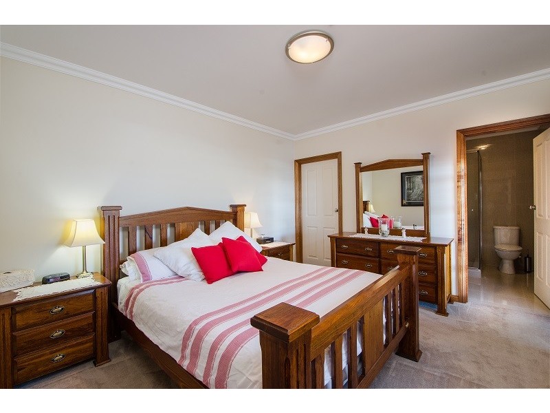 62 Bay Road, Mount Gambier SA 5290