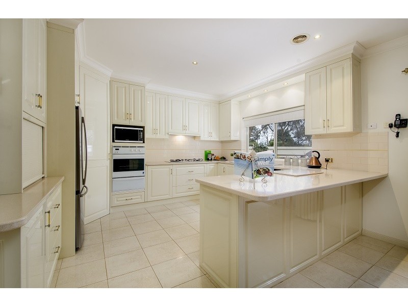 13 Bellaire Close, Mount Gambier SA 5290