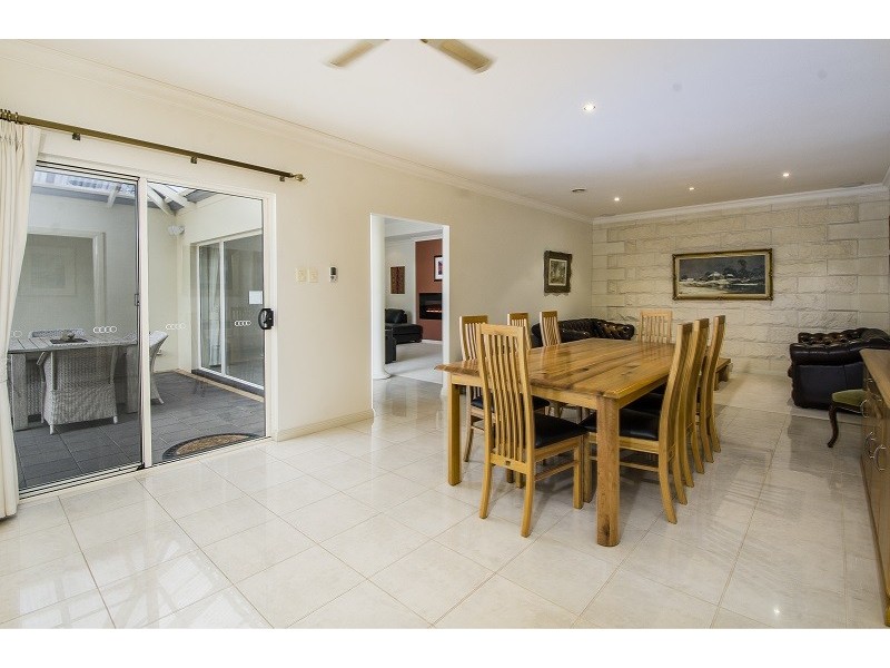 13 Bellaire Close, Mount Gambier SA 5290
