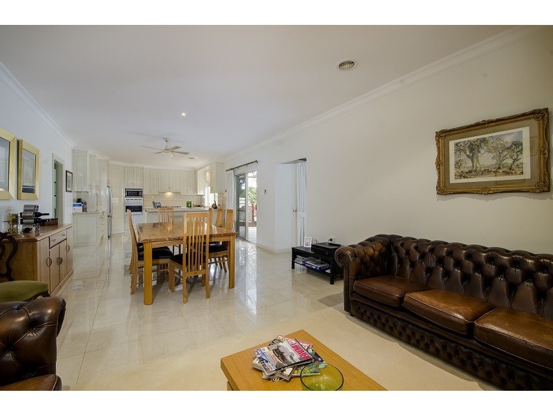 13 Bellaire Close, Mount Gambier SA 5290