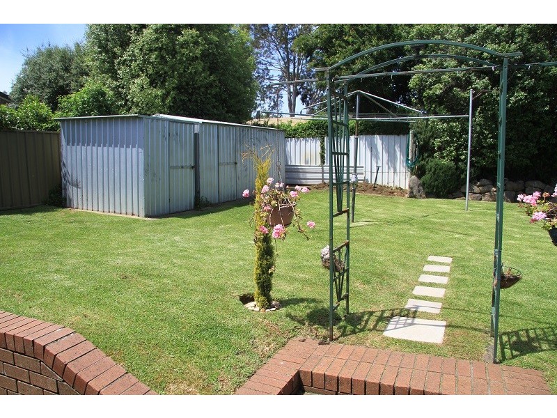 22 Balambool Avenue, Mount Gambier SA 5290