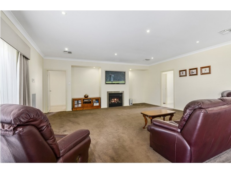 23 Hilltop Avenue, Mount Gambier SA 5290