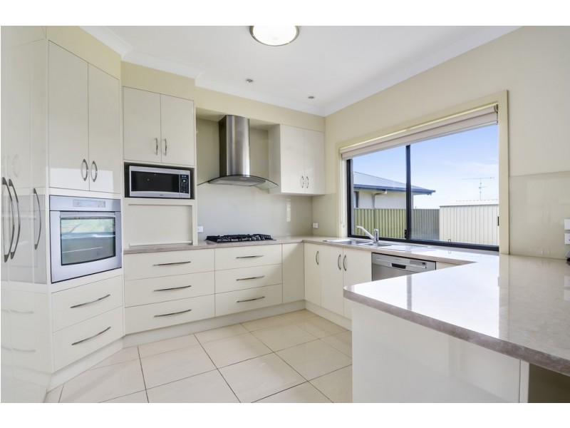 23 Hilltop Avenue, Mount Gambier SA 5290