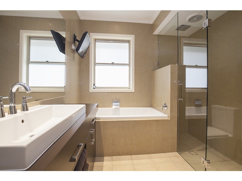 76 Crouch Street North, Mount Gambier SA 5290