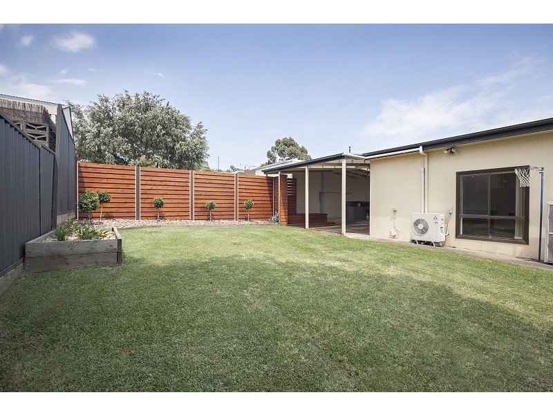76 Crouch Street North, Mount Gambier SA 5290