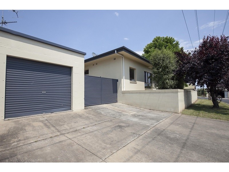 76 Crouch Street North, Mount Gambier SA 5290