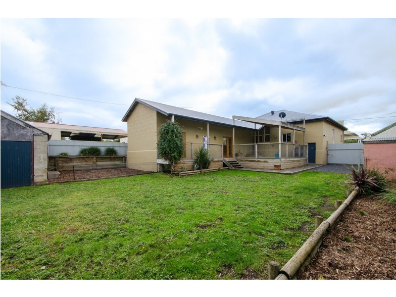 17 Agnes Street, Mount Gambier SA 5290