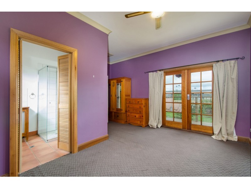 17 Agnes Street, Mount Gambier SA 5290