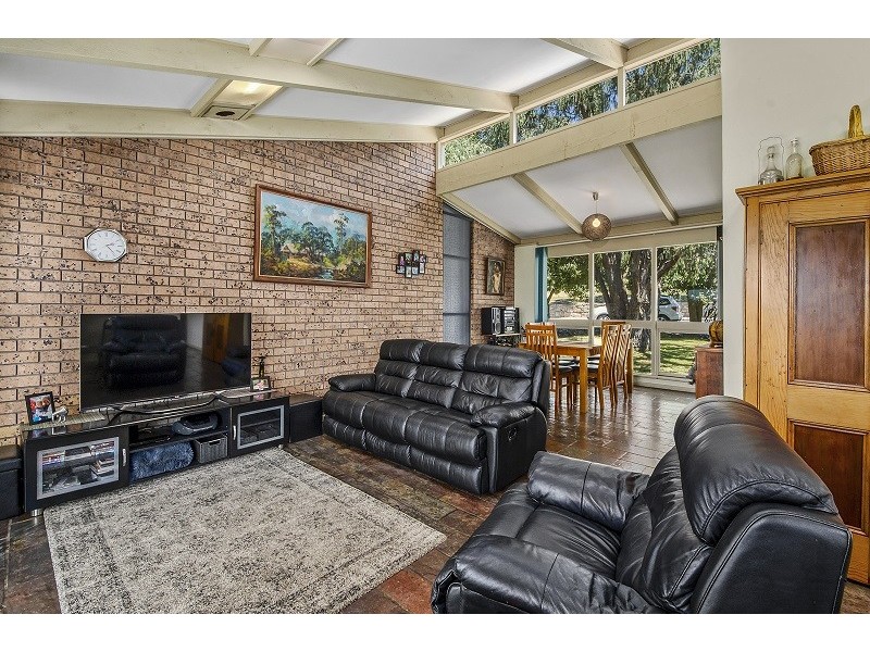 9 John Watson Drive, Mount Gambier SA 5290