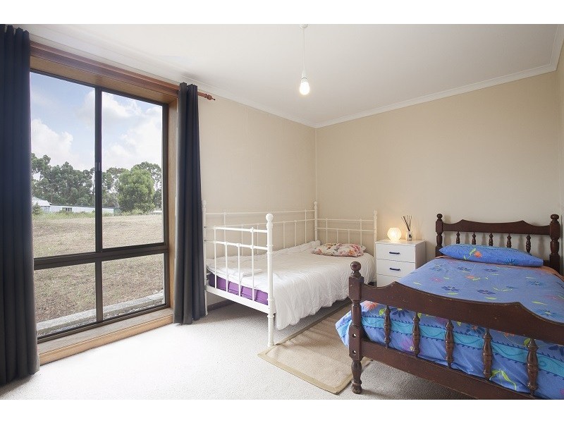 16 Lake Edward Road, Glencoe SA 5291
