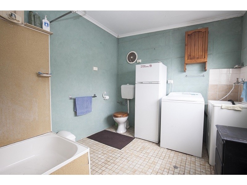 16 Lake Edward Road, Glencoe SA 5291
