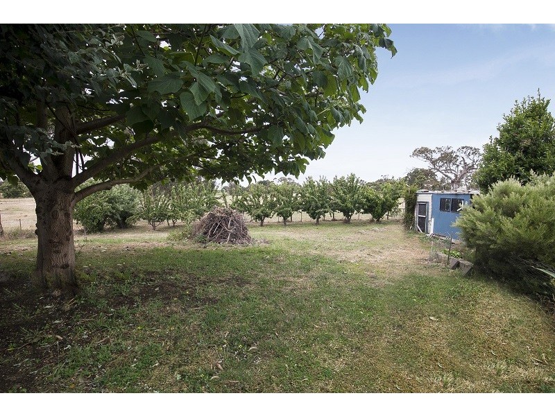 16 Lake Edward Road, Glencoe SA 5291