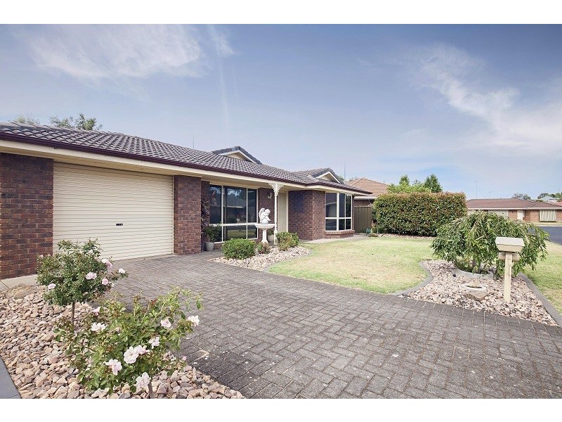 2 Hulon Place, Mount Gambier SA 5290
