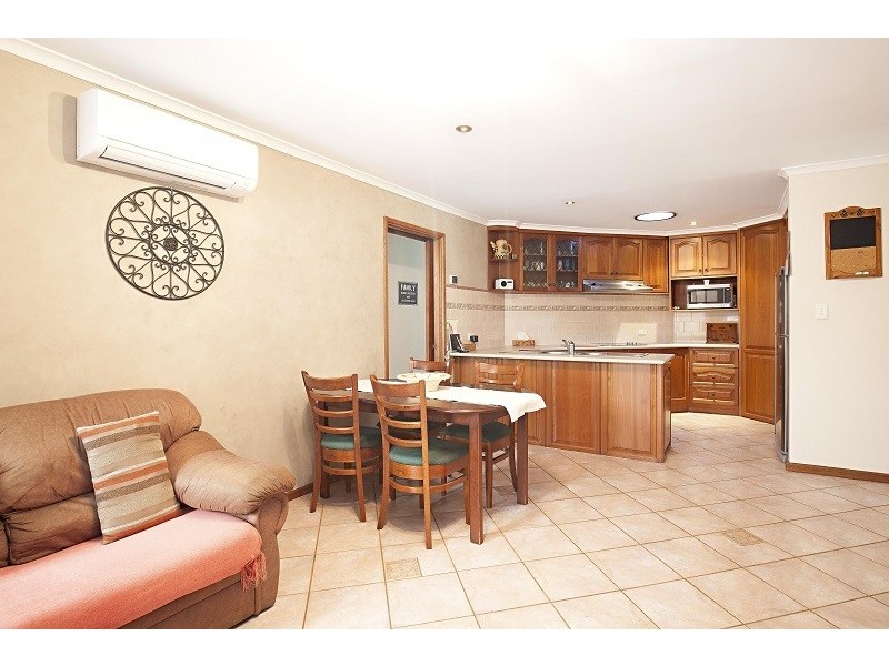 2 Hulon Place, Mount Gambier SA 5290