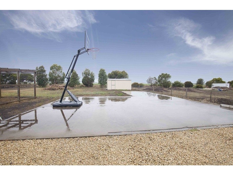 32 Yahl Main Road, Yahl SA 5291