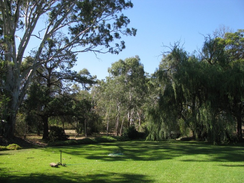 8 Nangwarry Road, Lake Mundi VIC 3312