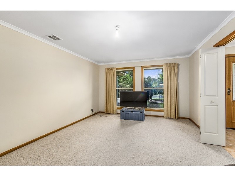 11 Coral Court, Mount Gambier SA 5290