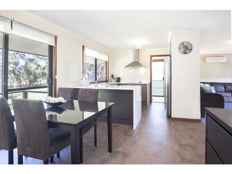 15-17 Kingsley Road, Allendale East SA 5291