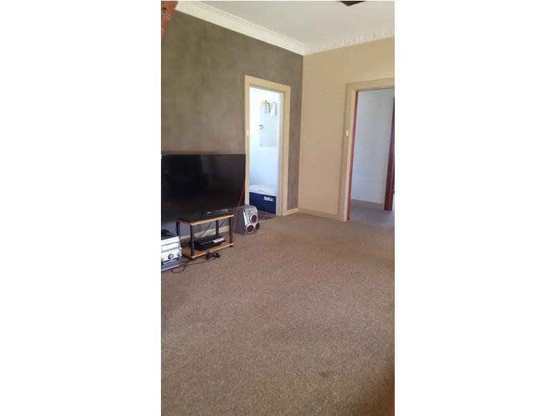 21 Montgomery Avenue, Mount Gambier SA 5290