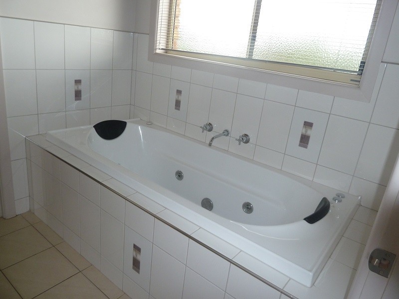 2 Eyre Court, Mount Gambier SA 5290