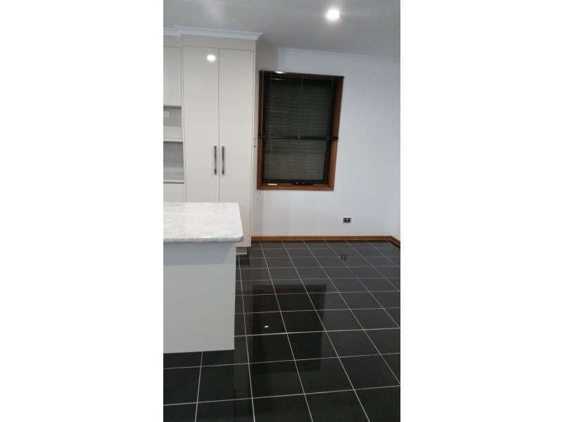 8 Illawong Drive, Mount Gambier SA 5290