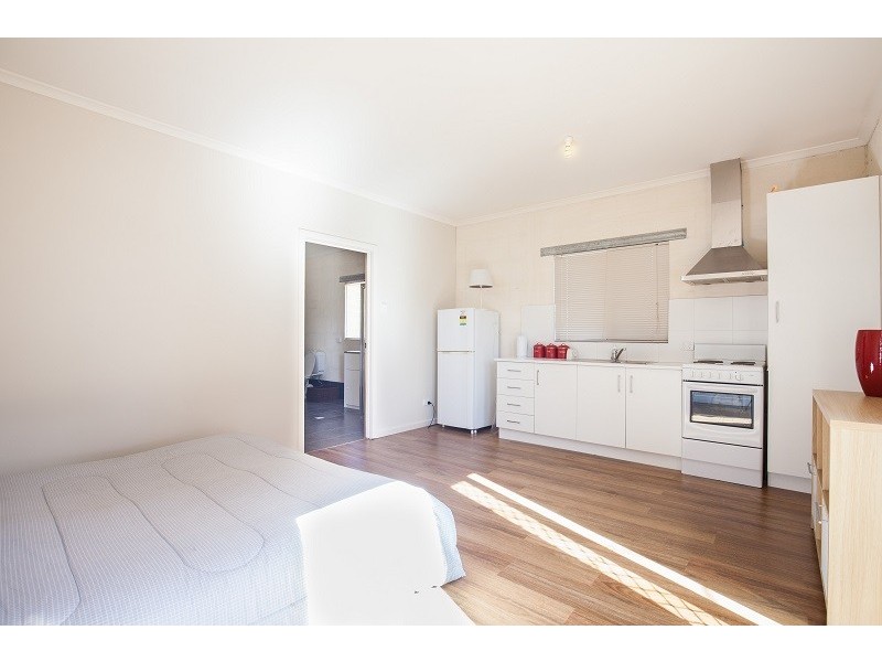 22 Railway Terrace East, Tantanoola SA 5280