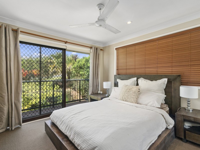 24 Hillcrest Ave, Tweed Heads South NSW 2486