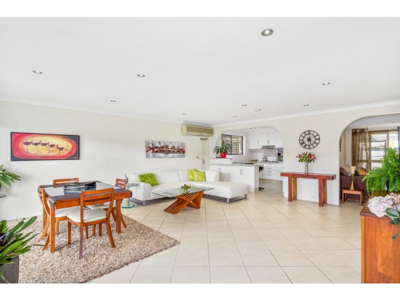 1/6 Tupia Avenue, Tweed Heads NSW 2485